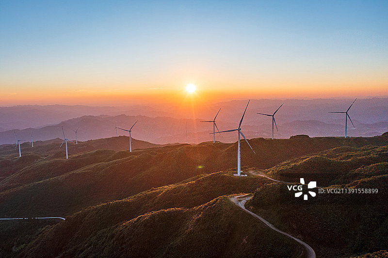 贵州遵义仙人山风力发电图片素材