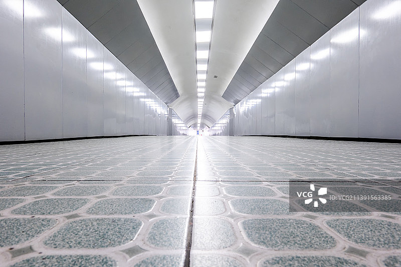 上海人民广场地下通道空间图片素材
