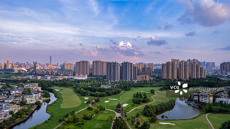 城市高尔夫球场草坪细节图片素材