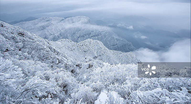 峨眉山图片素材