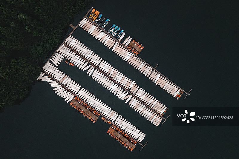 西湖码头图片素材