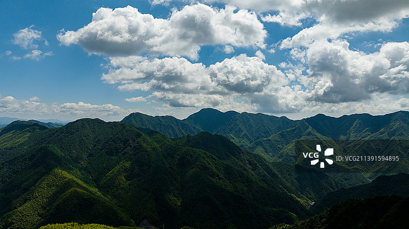 浙江省衢州市柯城区桃园七里风景区，称得上是衢州的后花园图片素材