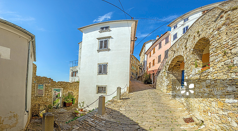 克罗地亚莫托文历史中心通道照片图片素材