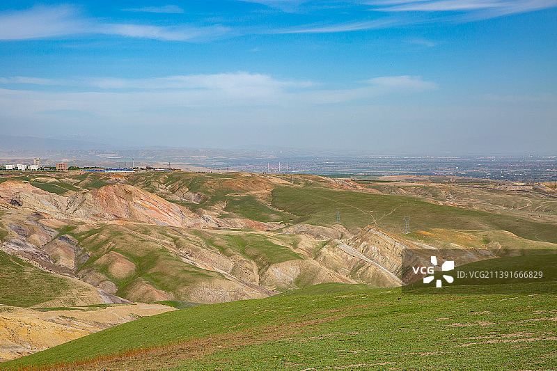 伊犁草原丹霞图片素材