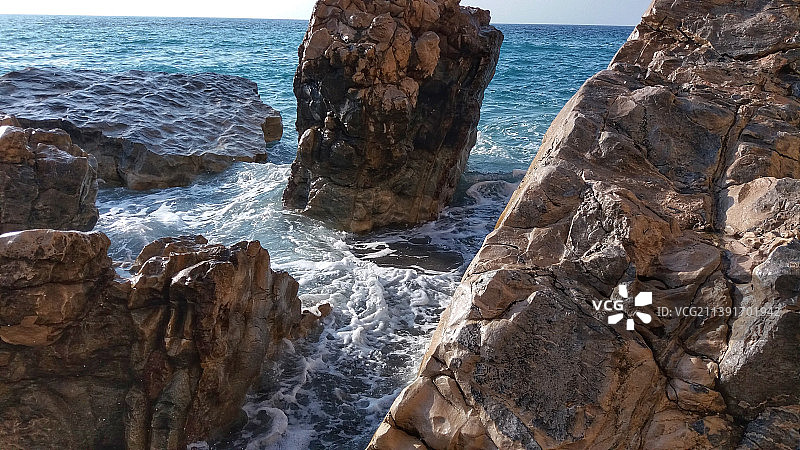 叙利亚拉塔基亚省海岩礁风景图片素材