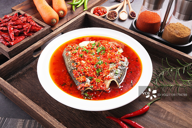 中餐舌尖美食剁椒鱼头图片素材