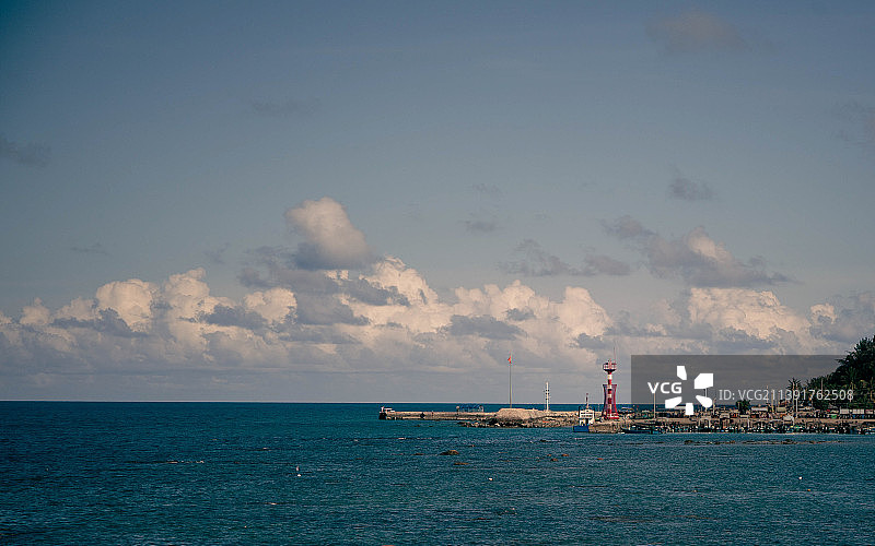 海边灯塔图片素材