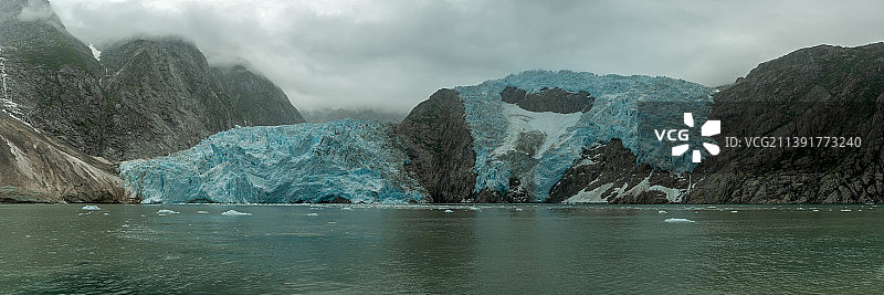 美国阿拉斯加基奈峡湾国家公园海景山脉全景图片素材