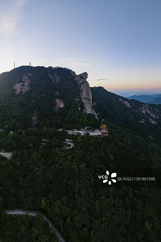 湖北省麻城市龟峰山风景区日出全景图片素材