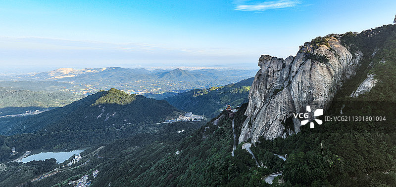 湖北省麻城市龟峰山风景区日出全景图片素材