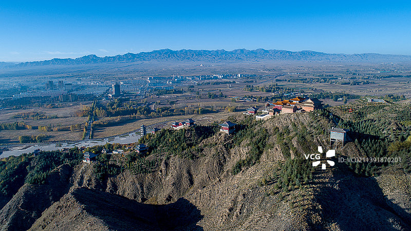 甘肃省金昌市永昌县北海子湿地，北武当山风光图片素材