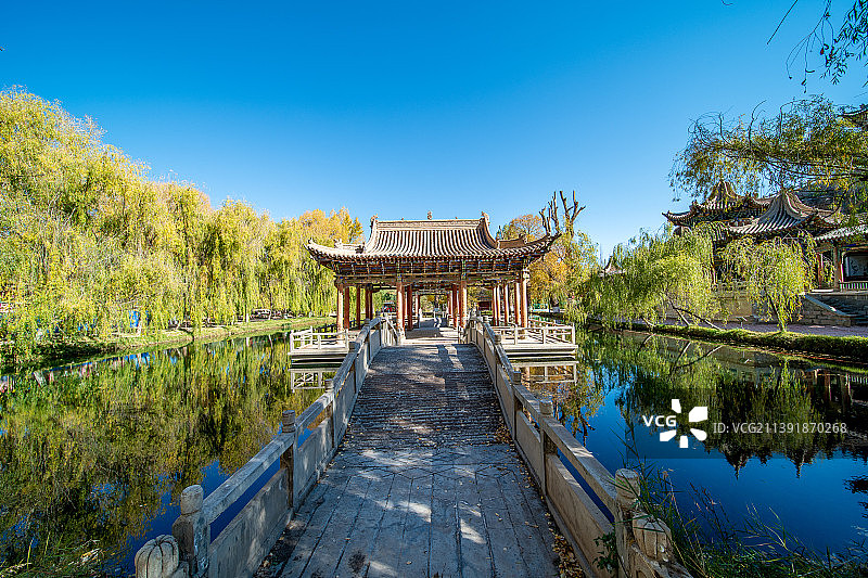 甘肃省金昌市永昌县北海子湿地，北武当山风光图片素材