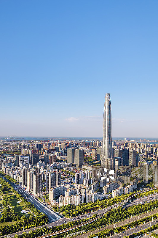 中国天津滨海新区周大福金融中心城市天际线航拍图片素材