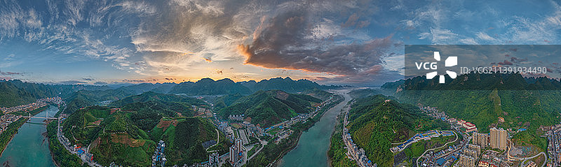 广西天峨县和龙滩大峡谷风光图片素材