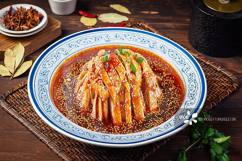 中餐舌尖美食口水鸡图片素材