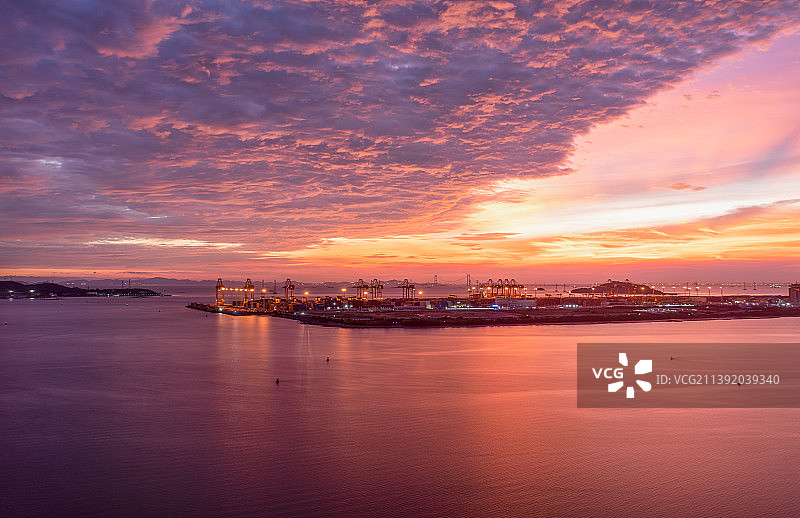 深圳前海大铲湾晚霞航拍图片素材