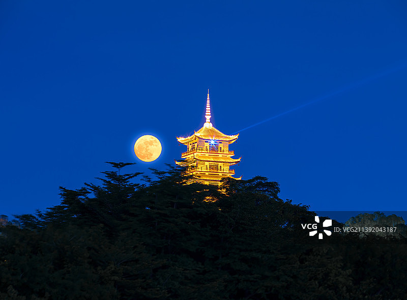 佛山千灯湖魁星阁月色夜景图片素材