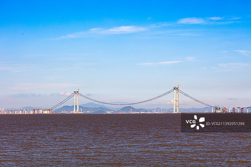 广州南沙建设中的狮子洋跨海大桥图片素材