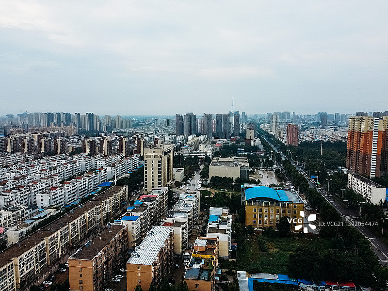 濮阳市 华龙区 水秀国际大剧院 万达广场 开州北路 欧亚达家居 五一中路图片素材