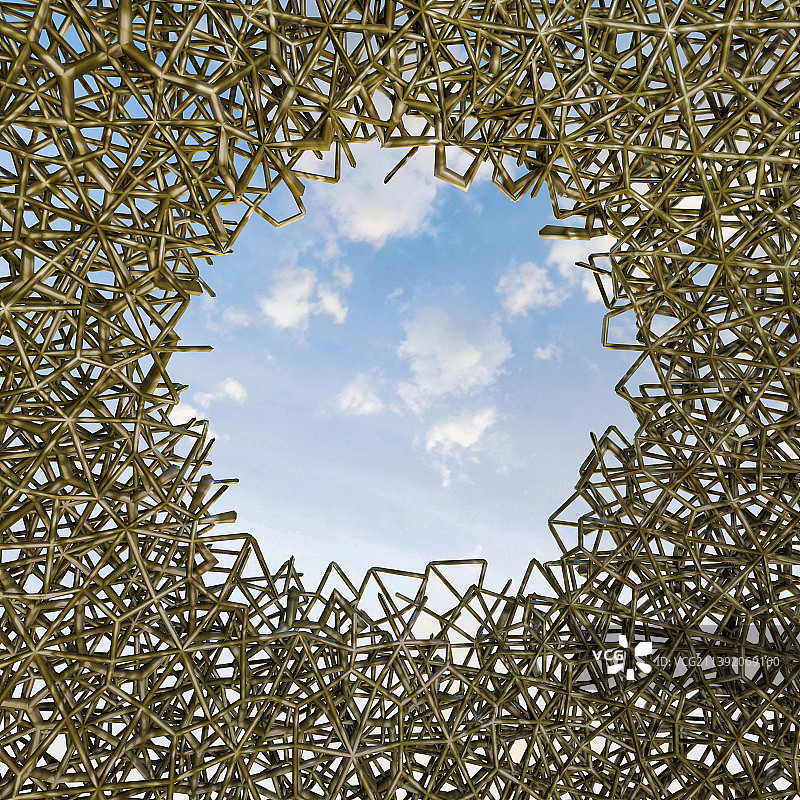透过网格看到的天空图片素材