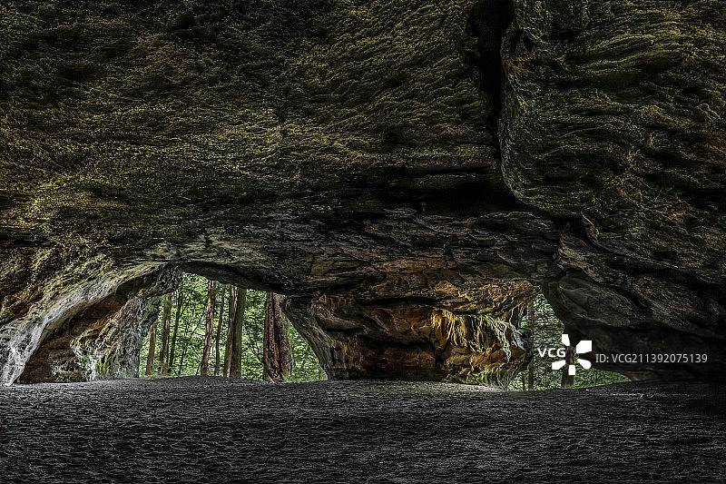 霍金山州立公园硝石洞穴图片素材