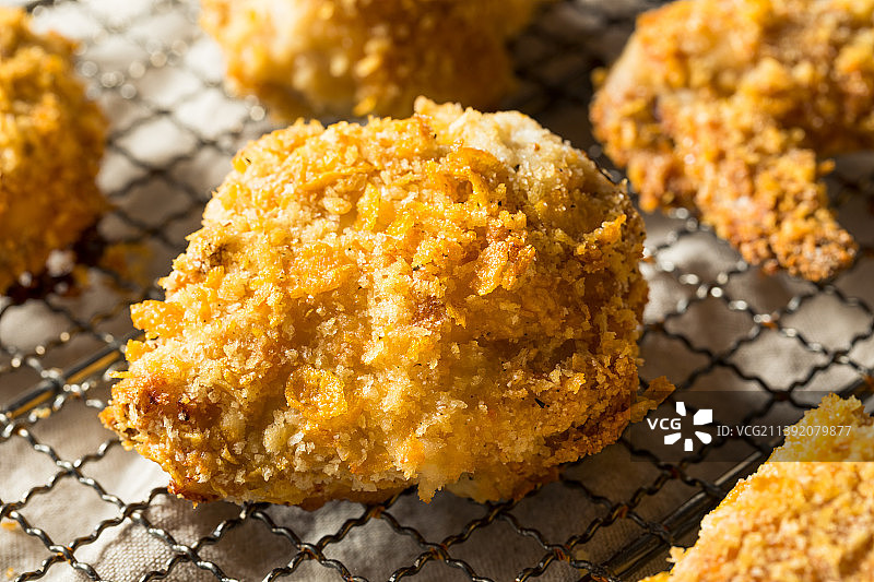 冷却架上的食物特写图片素材