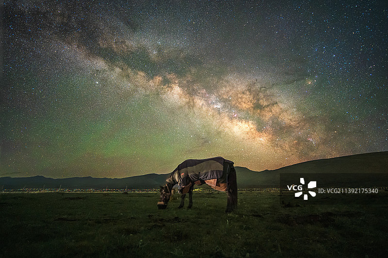 赛马节星空图片素材