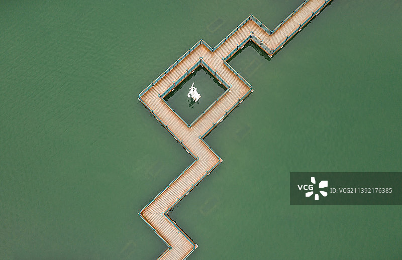 芜湖汀棠公园九曲桥图片素材