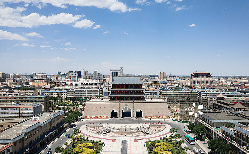 甘肃省河西走廊武威南城门楼航拍图片素材