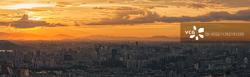 暮色杭城--夕阳下杭州市上城区、拱墅区、西湖区全景图片素材