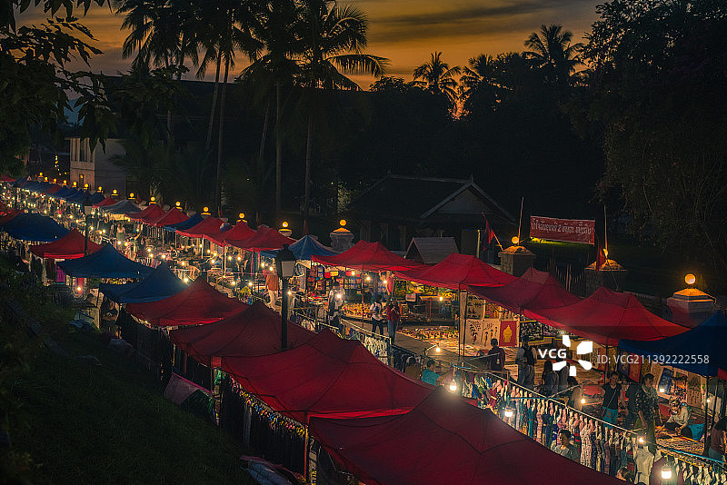 老挝琅布拉邦夜景夜市图片素材