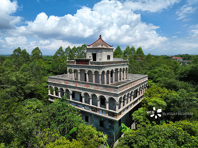 广东省江门市开平百合镇齐塘村雁平楼航拍图片素材