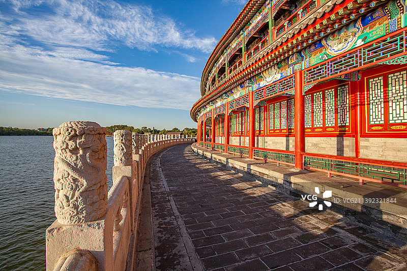 北京北海公园琼华岛长廊背景图片素材