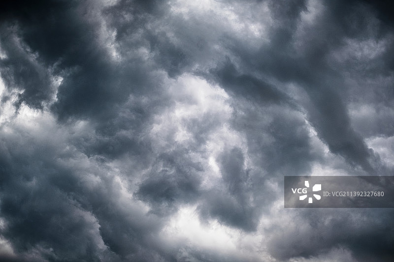 黑云压城图片素材