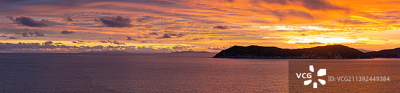 日落时的海面全景 晚霞图片素材