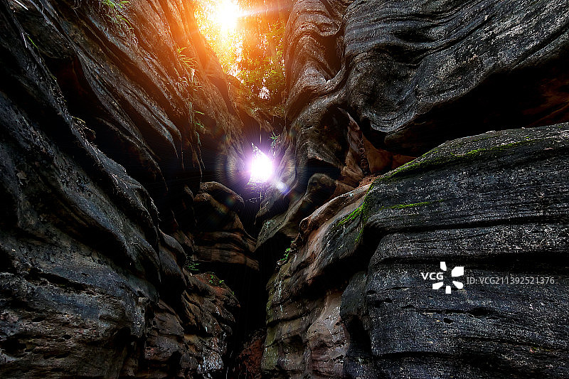 《中江古店奇石岩》图片素材