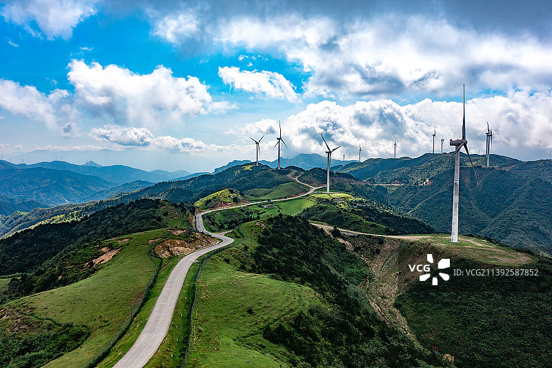 航拍湖南郴州仰天湖大草原图片素材