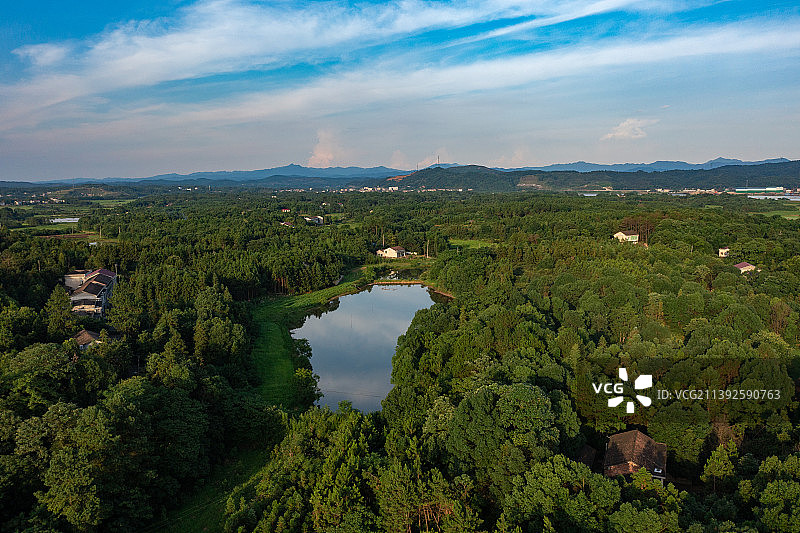 航拍京港澳高速株洲朱亭镇景观图片素材
