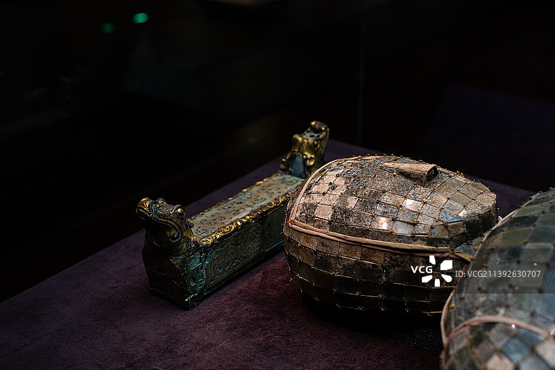 河北石家庄河北博物院珍贵馆藏文物西汉刘胜金缕玉衣局部特写图片素材