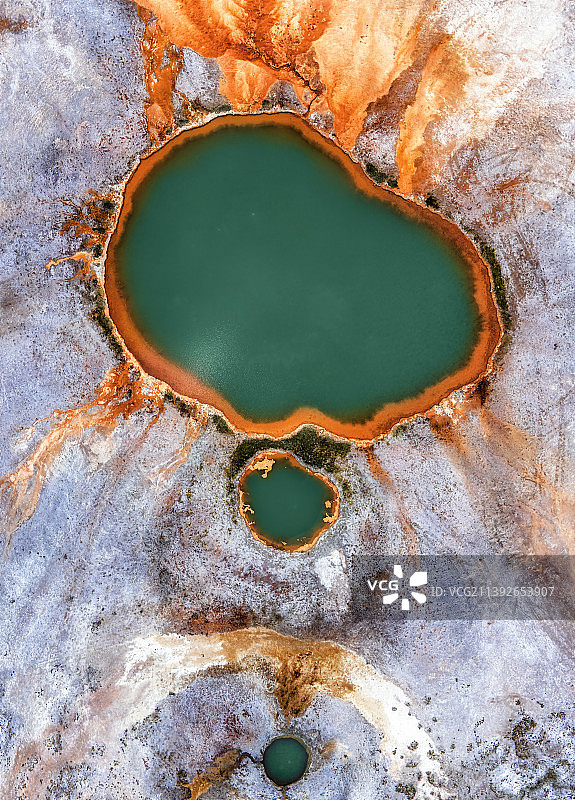 中国新疆风光旅行南疆喀什克州阿克陶木吉火山口帕米尔高原帕米尔之眼图片素材