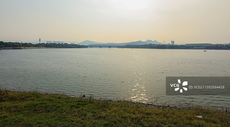 中国山东济南国际园博园长清湖风光图片素材