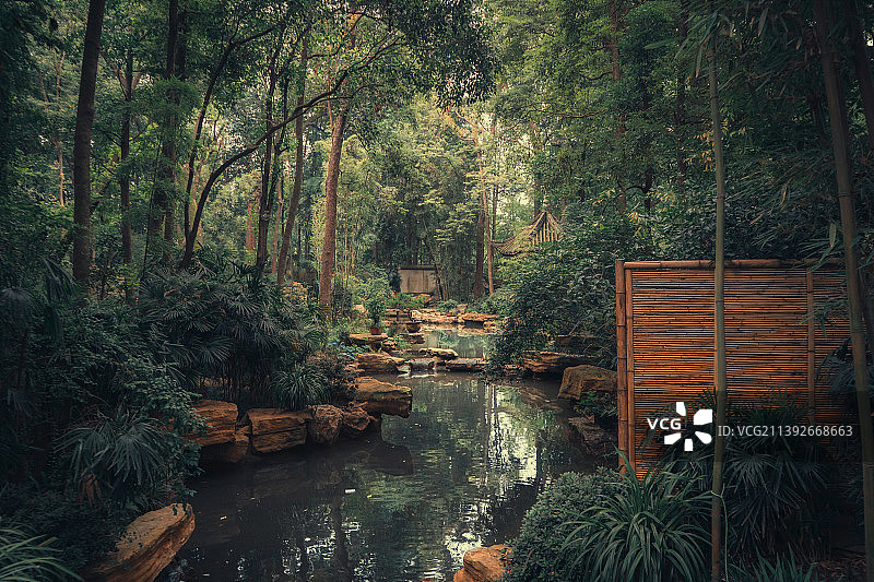 成都杜甫草堂池塘边图片素材