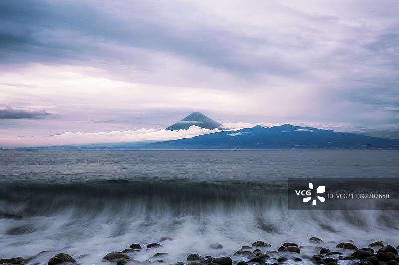 日本静冈县沼津市海山风光图片素材