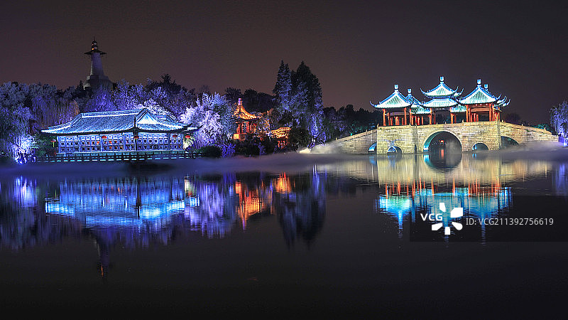 瘦西湖唐诗主题沉浸式夜游图片素材