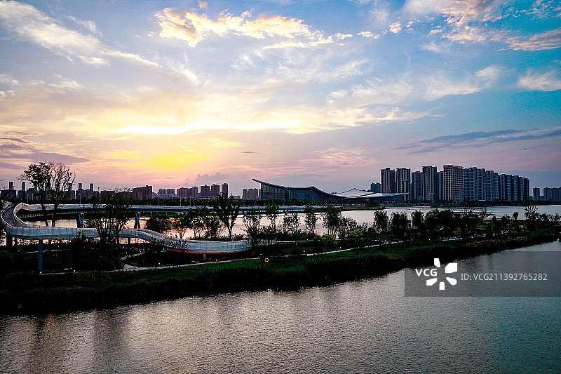 西安灞河风光和长安书院图片素材