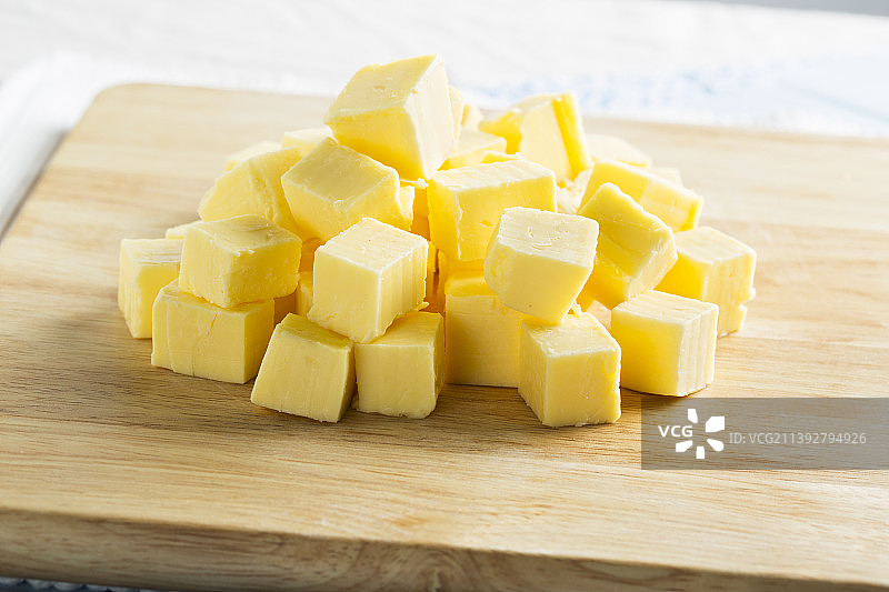 芒果切块砧板特写图片素材
