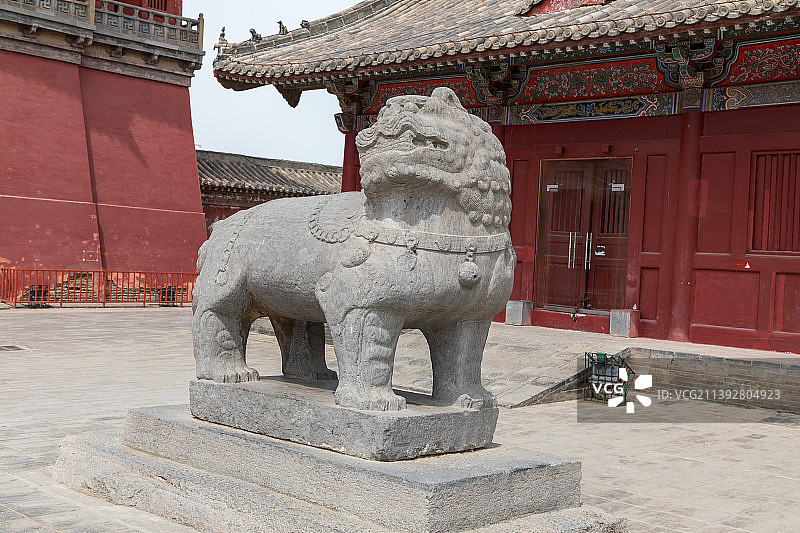 河南省巩义市宋仁宗赵祯永昭陵及陵前石像图片素材