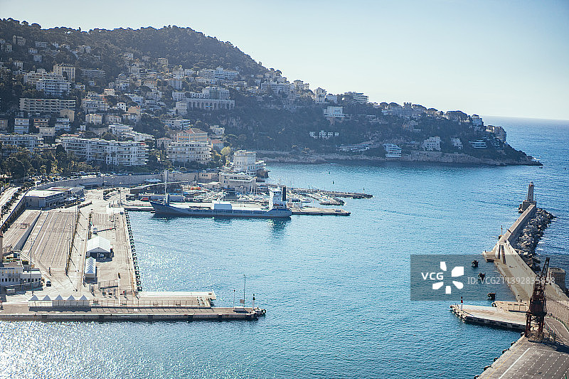 俯瞰法国尼斯，美丽的城市与海岸线图片素材