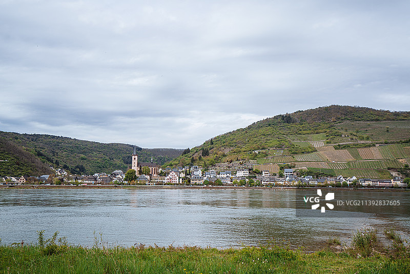 美丽的德国莱茵河与葡萄园小镇自然风光图片素材
