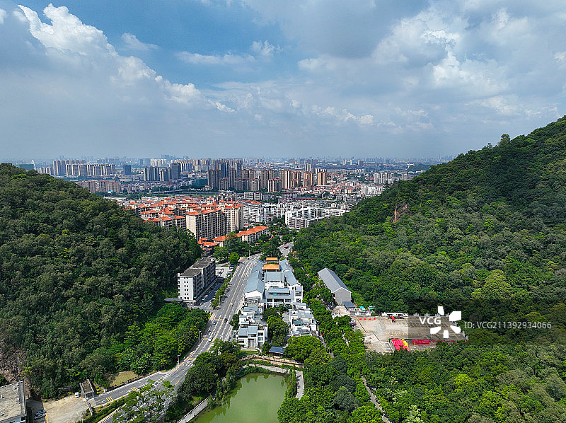 广东省佛山市南海区西樵山风景区樵山文化中心听音湖白云洞景区航拍图片素材